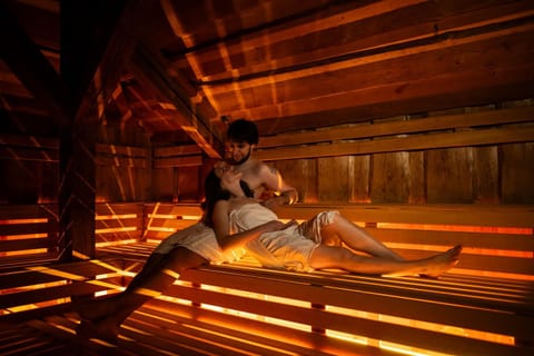 People, Sauna