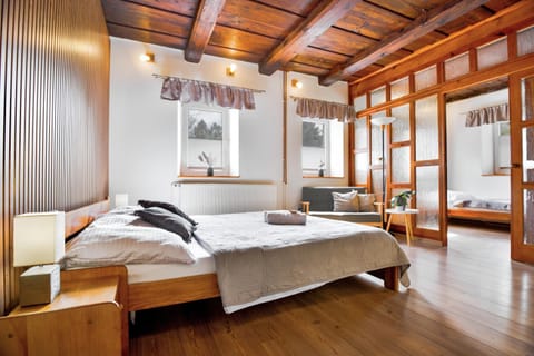 Bed, Living room, Bedroom