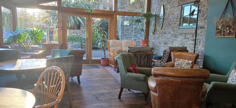 Garden, Lounge or bar, Dining area, Internal: Not applicable to any particular room