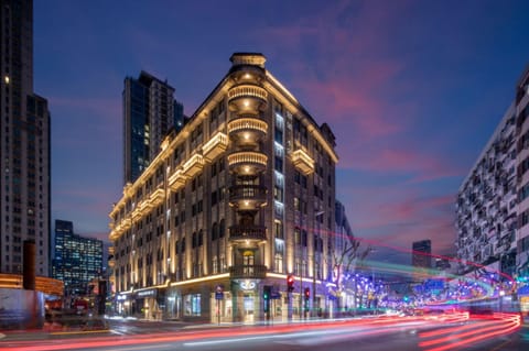 Property building, Night, Neighbourhood, City view, Street view, Location