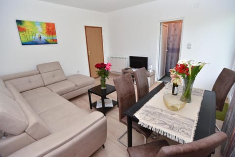 Apartmani Mihovic - JAZ Apartment in Budva Municipality