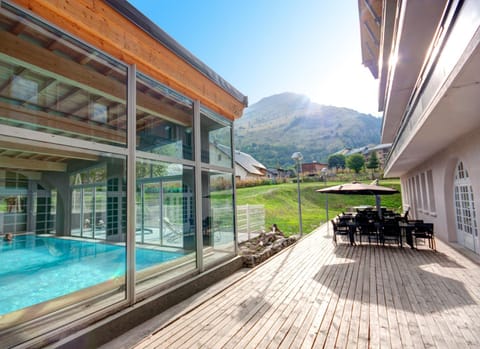 Property building, Patio, Summer, Mountain view, Swimming pool