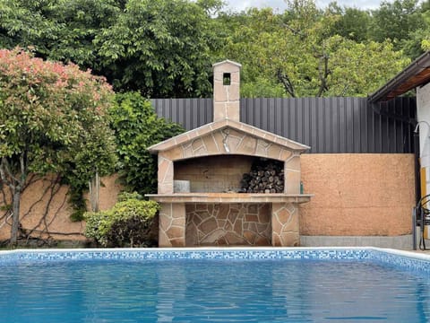 Property building, Day, Pool view, Swimming pool