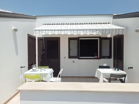 Property building, Balcony/Terrace
