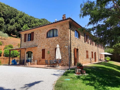 Il Casolare Val Di Mare Apartment in Tuscany