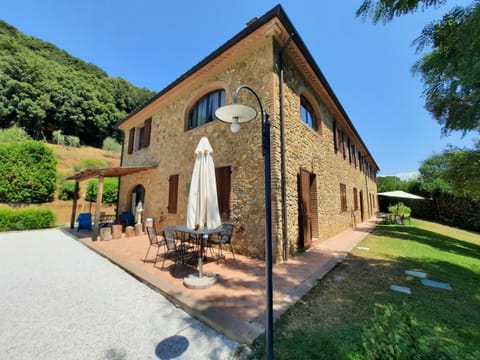 Il Casolare Val Di Mare Apartment in Tuscany