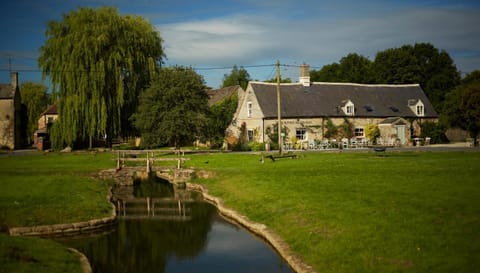 Kings Head Inn Inn in West Oxfordshire District