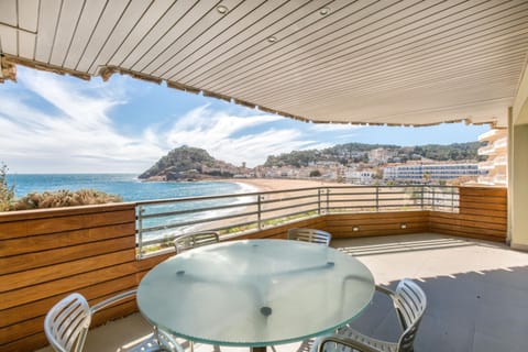Nearby landmark, Day, Natural landscape, Fishing, View (from property/room), Balcony/Terrace, Decorative detail, Beach, Diving, Landmark view, Mountain view, Sea view, Sea view
