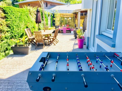 Garden view, Garden view