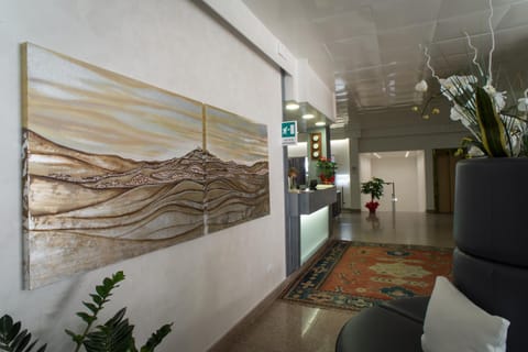 Lobby or reception, Decorative detail