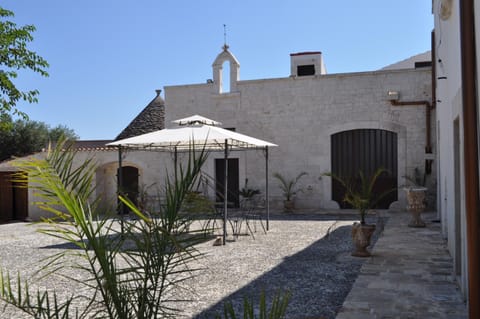 Patio, Day