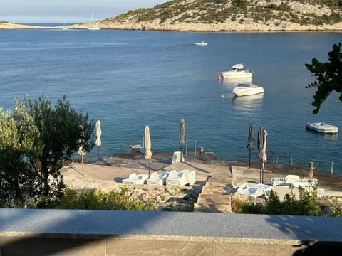 Direkt am Meer-Apartments Puntaplanka Apartment in Šibenik-Knin County, Croatia