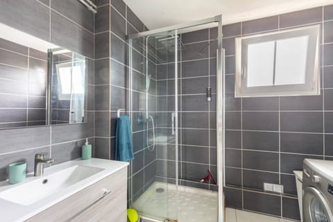 Appart T3 Bien situé a Bourges + Wifi Apartment in Bourges