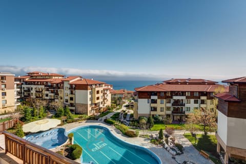 Bird's eye view, Sea view