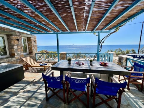 Hot Tub, View (from property/room), Balcony/Terrace