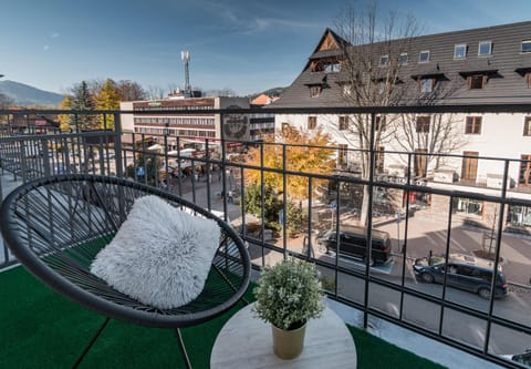 Balcony/Terrace, City view