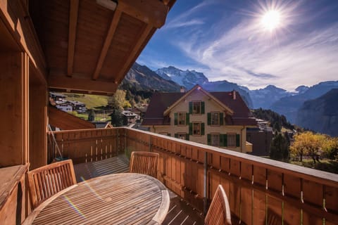 Balcony/Terrace, Landmark view, Mountain view