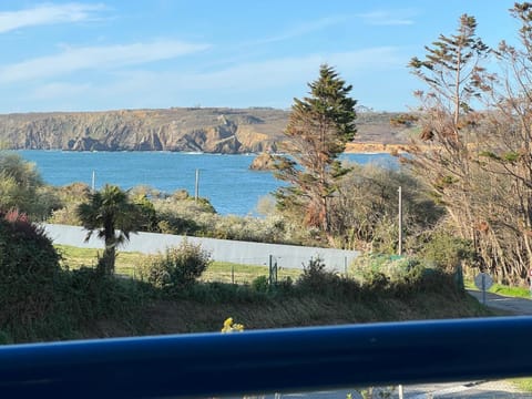 lambezen Notinau, vue mer, plages à proximité House in Crozon