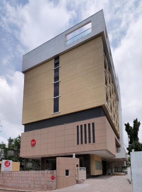 Facade/entrance, Day, Natural landscape