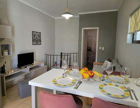 Emily's House Apartment in Kissamos