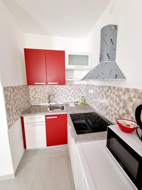 Apartmani MW, Crveni apartman Apartment in Lika-Senj County