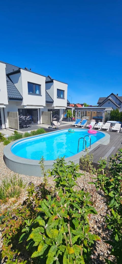 Apartamenty Polanki 2 - Sauna, Jacuzzi, Podgrzewany Basen Apartment in Leba