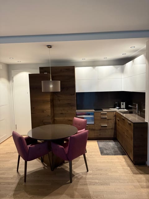 Kitchen or kitchenette, Living room, Dining area