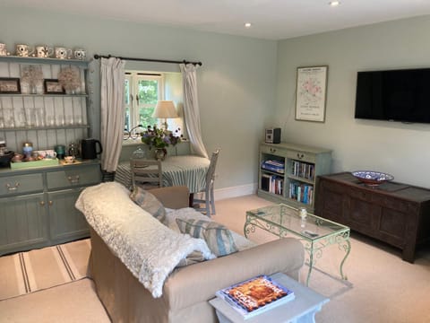 Living room, Seating area, Dining area, Internal: Not applicable to any particular room