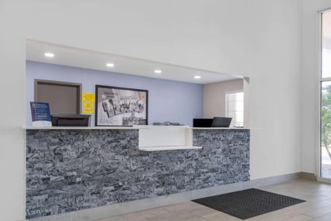 Lobby or reception, On site