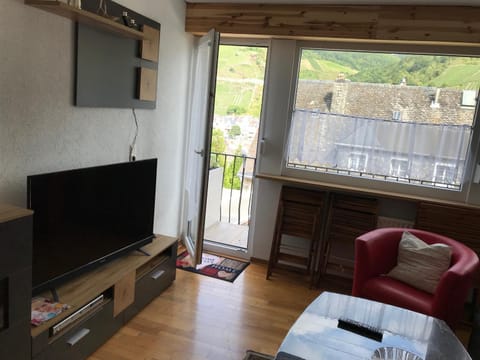 Living room, Photo of the whole room, Seating area