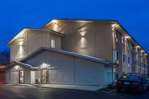 Property building, On site, Time of day, Sunset