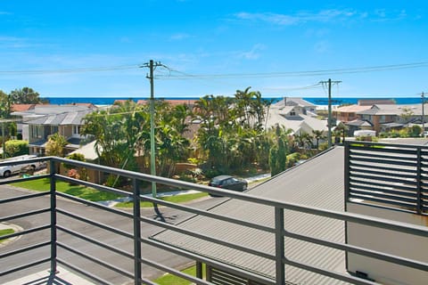 Garden view, Sea view, Street view