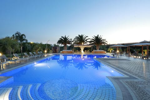Day, Hot Tub, Sauna, Garden view, Pool view, Swimming pool, Open Air Bath, pet friendly, sunbed