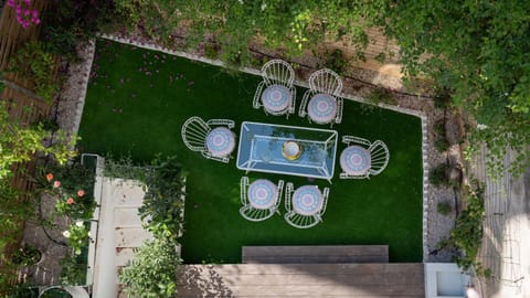 Garden, Garden