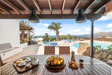 Balcony/Terrace, Swimming pool