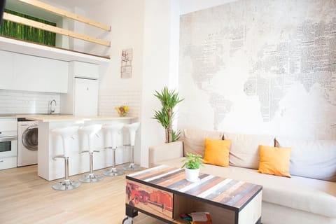 Communal lounge/ TV room, Living room, Communal kitchen