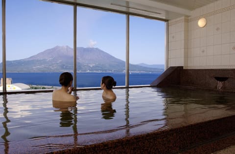 Hot Spring Bath, Pool view