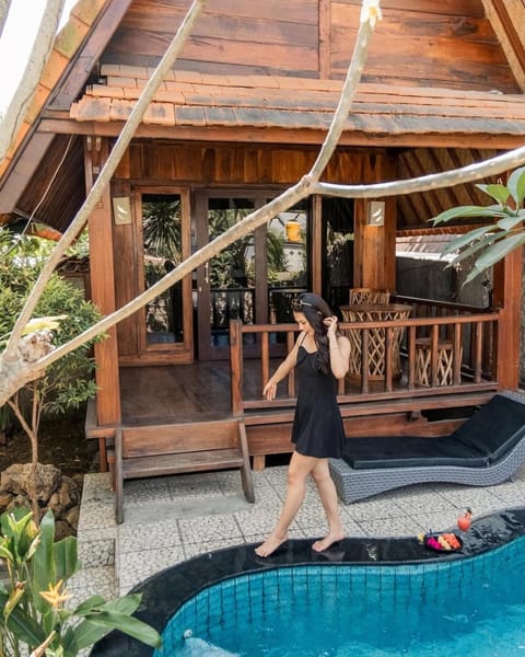 Property building, Swimming pool