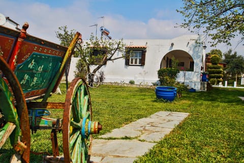 Property building, Garden