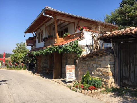 Facade/entrance, Summer