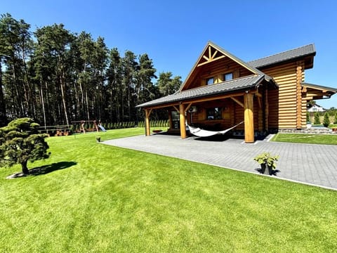 Dom Wakacyjny Złoto Północy na wyłączność, parking, plac zabaw, tarasy House in Pomeranian Voivodeship