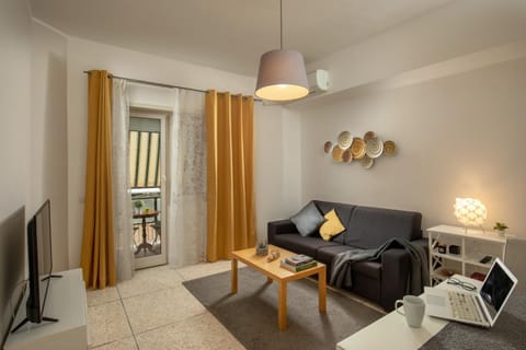 Communal lounge/ TV room, Lounge or bar