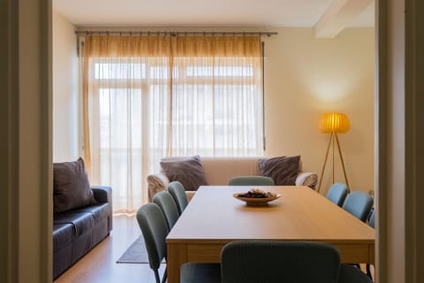 Communal lounge/ TV room, Living room, Seating area, Dining area