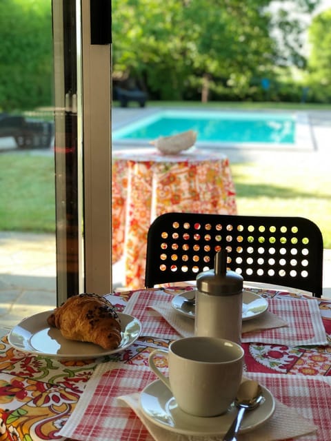 Continental breakfast