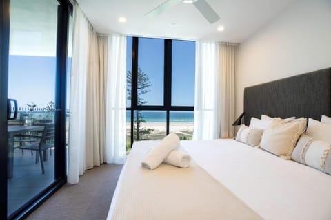 Bed, Bedroom, Sea view