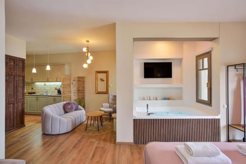 East Seafront Suite Apartment in Chania