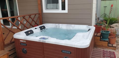 Massage, Spa and wellness centre/facilities