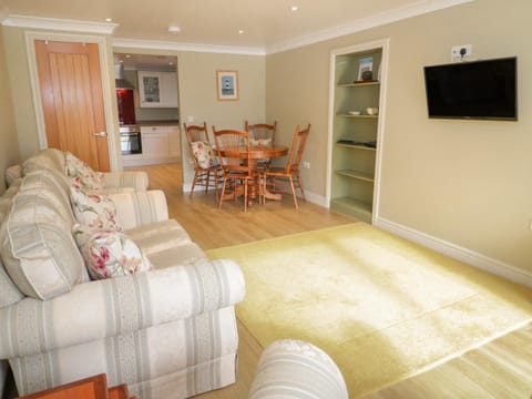 Bryn Y Don Cottage House in Beach Road