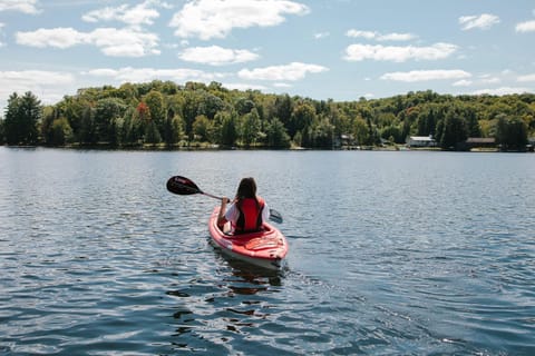 Day, Natural landscape, Activities, Canoeing, Guests, Lake view