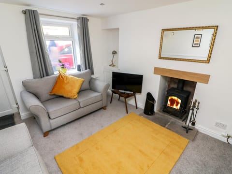 Copper Cottage House in Craven District